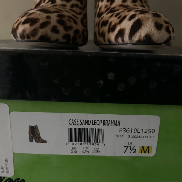 NIB SAM EDELMAN CALF HAIR LEOPARD PRINT BOOTIE 7.5 - Picture 8 of 8